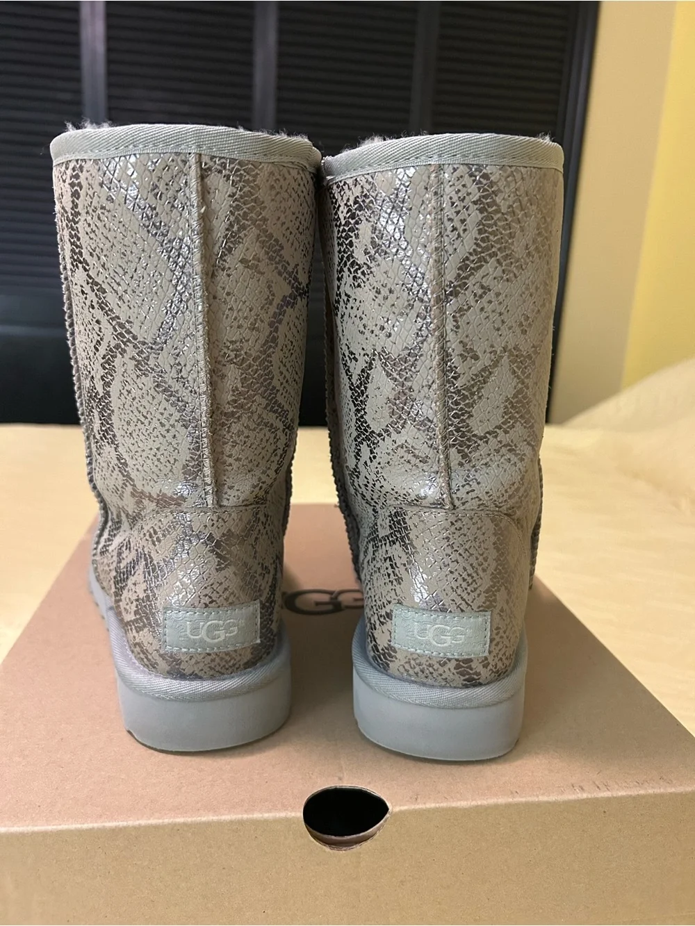 UGG Women's Short Winter Boots in Light Gray Suede